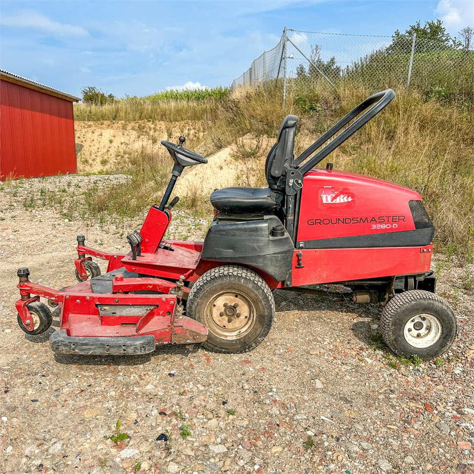 Toro Groundsmaster 3280 D - Cortacésped: foto 4 Toro Groundsmaster 3280 D - Cortacésped: foto 4