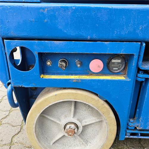 UpRight MX19 - Plataforma de tijeras: foto 5 UpRight MX19 - Plataforma de tijeras: foto 5