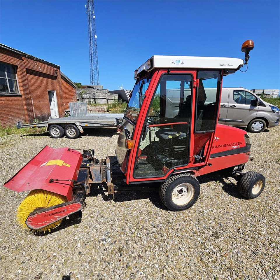 Toro Groundsmaster 228 D - Vehículo municipal: foto 1 Toro Groundsmaster 228 D - Vehículo municipal: foto 1