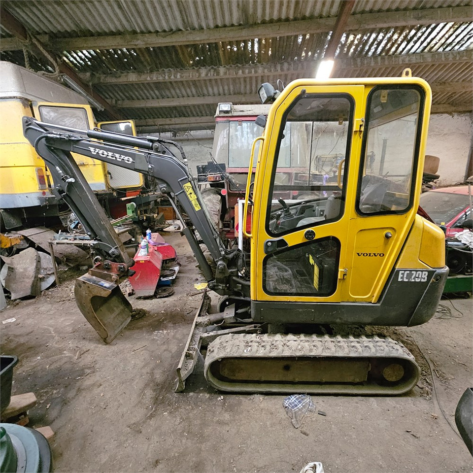 Volvo EC20 B XTV - Miniexcavadora: foto 1 Volvo EC20 B XTV - Miniexcavadora: foto 1
