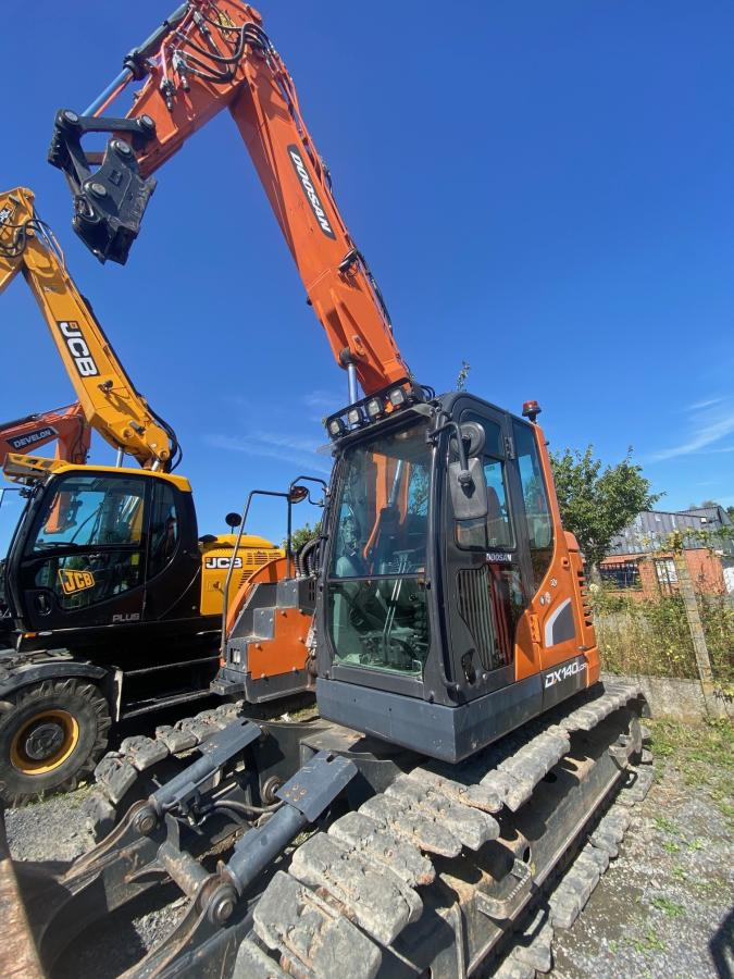 Doosan DX 140LCR-5 - Excavadora de cadenas: foto 2 Doosan DX 140LCR-5 - Excavadora de cadenas: foto 2