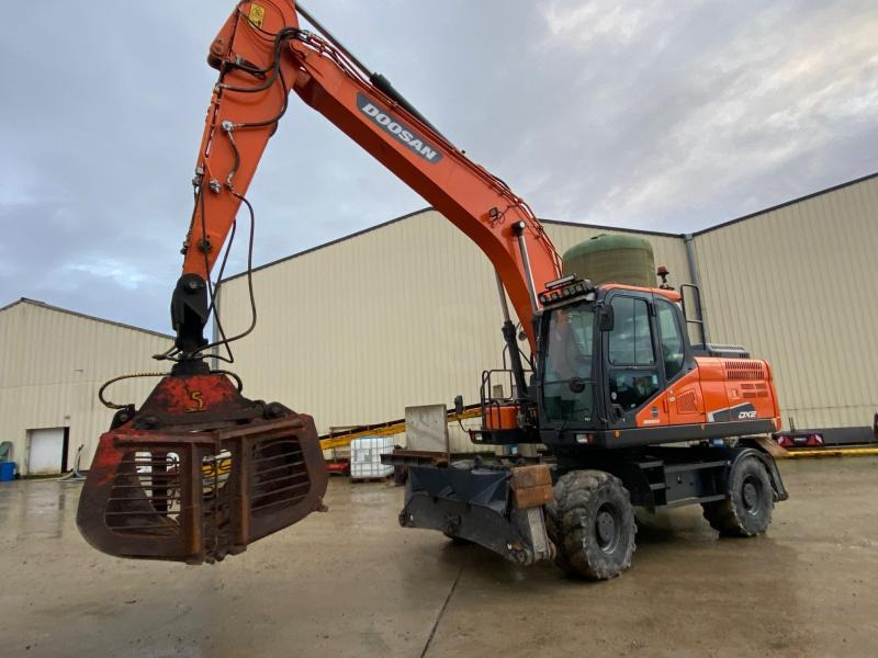 Doosan DX 210W-5 - Excavadora de ruedas: foto 2 Doosan DX 210W-5 - Excavadora de ruedas: foto 2