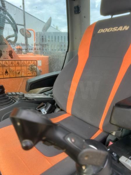 Doosan DX 235 LCR-5 - Excavadora de cadenas: foto 5 Doosan DX 235 LCR-5 - Excavadora de cadenas: foto 5