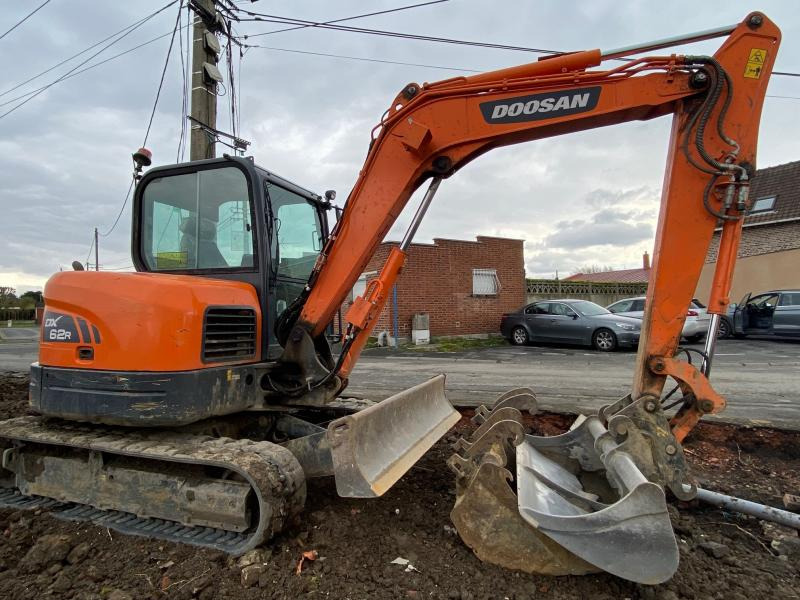 Doosan DX 62R-3 - Miniexcavadora: foto 2 Doosan DX 62R-3 - Miniexcavadora: foto 2