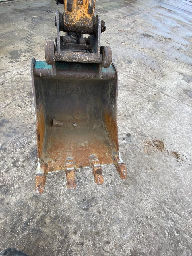 Excavadora de ruedas Hyundai HW 140: foto 11