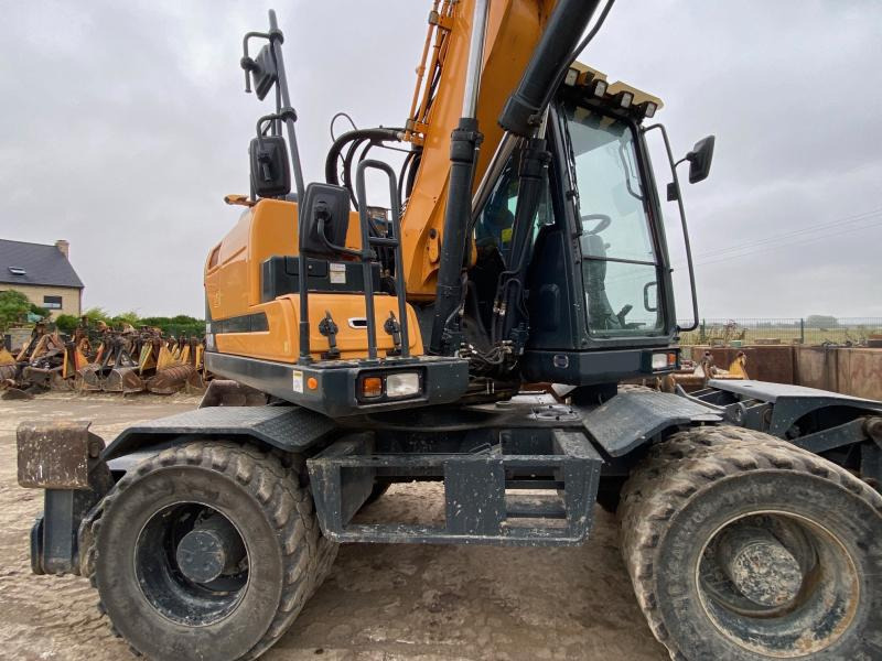 Excavadora de ruedas Hyundai HW 140: foto 7