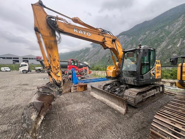 KATO HD 514MR-7 - Excavadora de cadenas: foto 1 KATO HD 514MR-7 - Excavadora de cadenas: foto 1