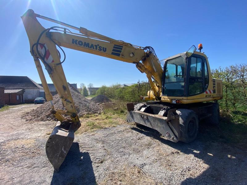 Komatsu PW 130ES-6K - Excavadora de ruedas: foto 1 Komatsu PW 130ES-6K - Excavadora de ruedas: foto 1