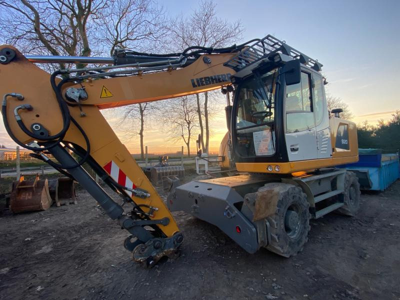 Liebherr A920 Litronic - Excavadora de ruedas: foto 3 Liebherr A920 Litronic - Excavadora de ruedas: foto 3