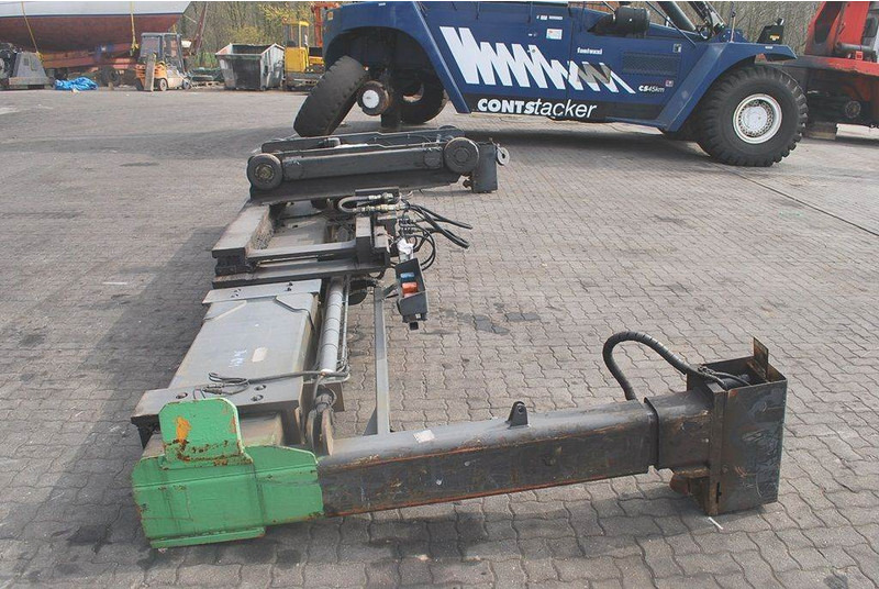 Kalmar 20-40 feet Sidespreader - Equipo de manutención: foto 1 Kalmar 20-40 feet Sidespreader - Equipo de manutención: foto 1