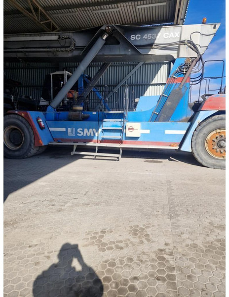 SMV Konecranes SMV SC4537CAX5 - Reach stacker: foto 2 SMV Konecranes SMV SC4537CAX5 - Reach stacker: foto 2
