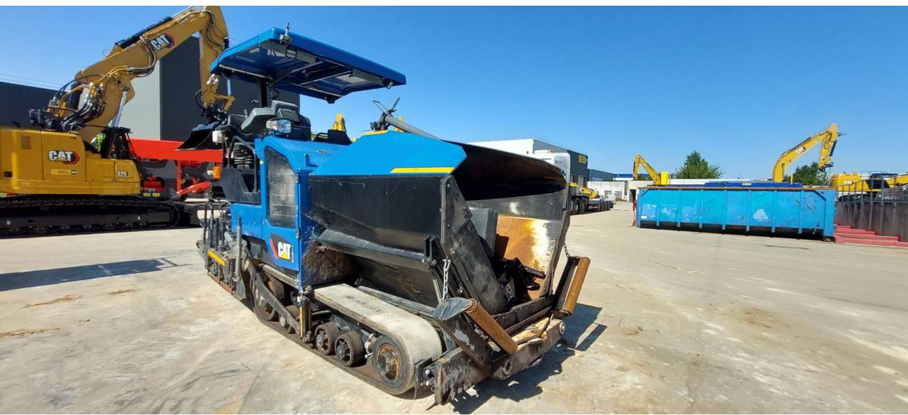 CAT AP355F - Pavimentadora de asfalto: foto 2 CAT AP355F - Pavimentadora de asfalto: foto 2