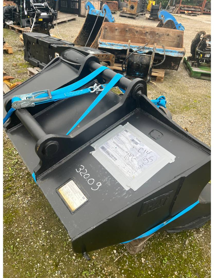 CAT BUCKET/1800MM/S70/GODET - Cazo para excavadora: foto 2 CAT BUCKET/1800MM/S70/GODET - Cazo para excavadora: foto 2