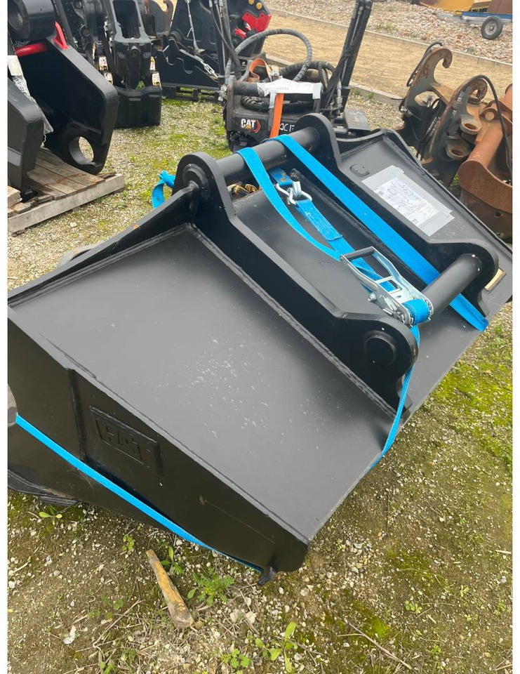 CAT BUCKET/1800MM/S70/GODET - Cazo para excavadora: foto 1 CAT BUCKET/1800MM/S70/GODET - Cazo para excavadora: foto 1