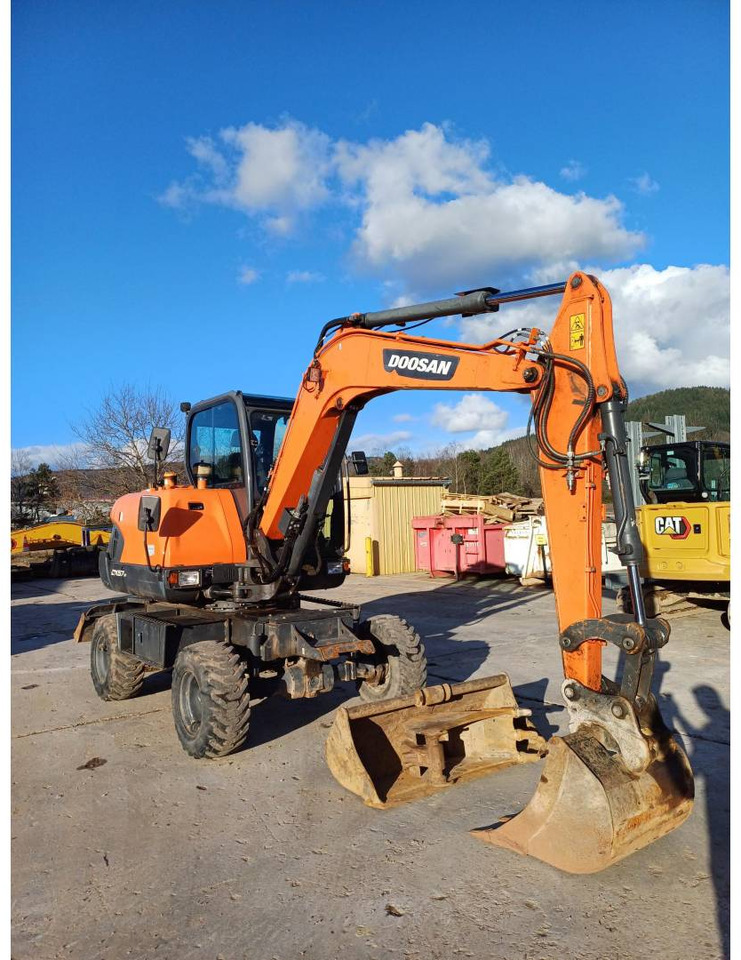 DOOSAN INFRACORE AMERICA CORP. DX57W-7 - Excavadora de ruedas: foto 2 DOOSAN INFRACORE AMERICA CORP. DX57W-7 - Excavadora de ruedas: foto 2