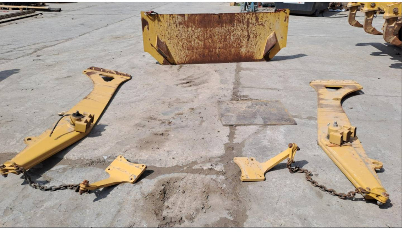 CAT 730/PORTE/3T3 - Implemento: foto 1 CAT 730/PORTE/3T3 - Implemento: foto 1