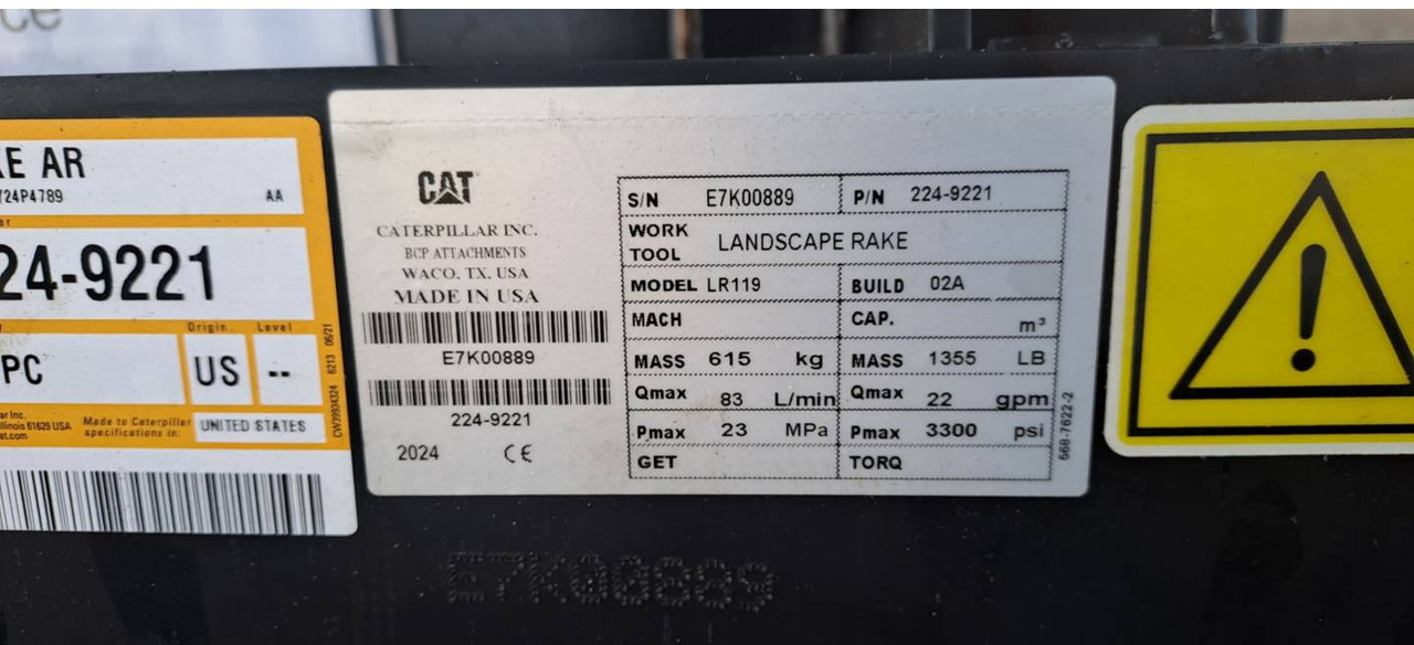 CAT RÂTEAU PAYSAGÉ /LR119/ - Implemento: foto 4 CAT RÂTEAU PAYSAGÉ /LR119/ - Implemento: foto 4