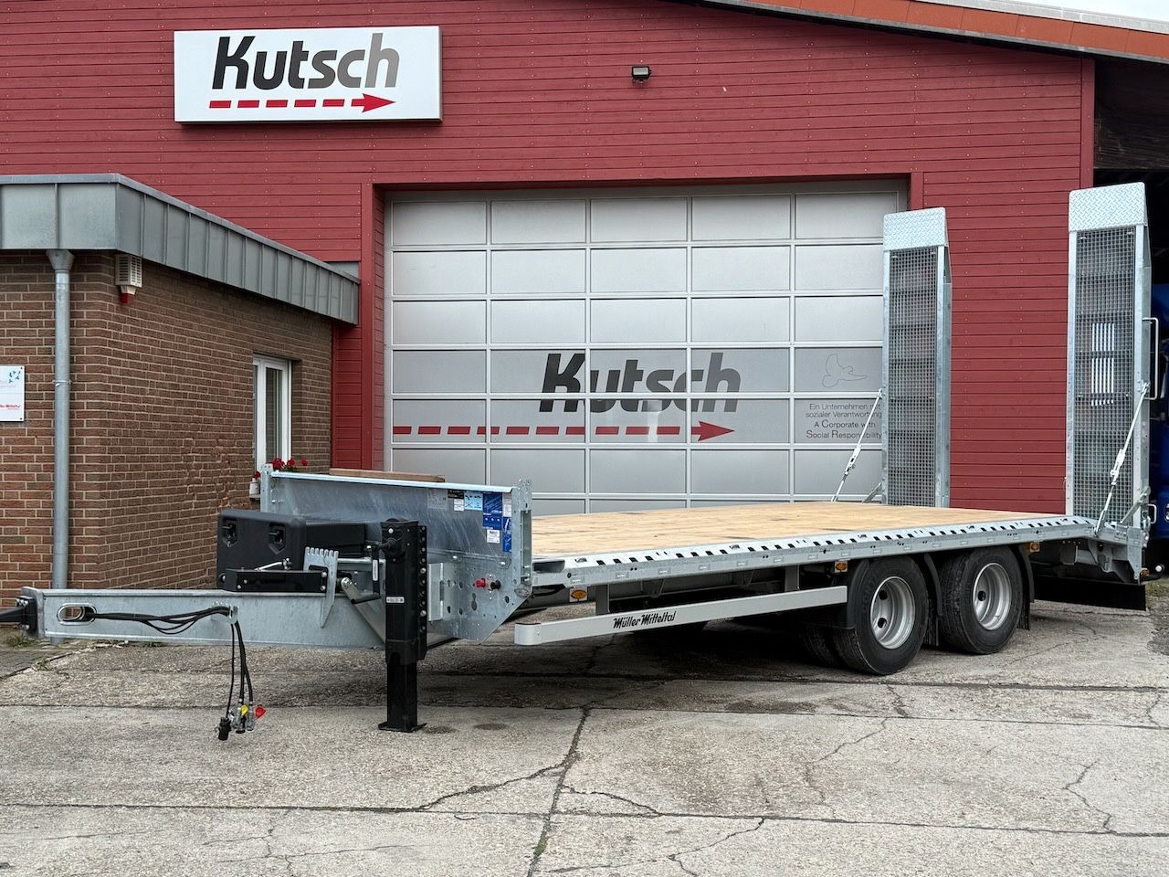 Müller-Mitteltal ETÜTAR 14,4 Tieflader, LED, Runduml. RDÜ - Remolque plataforma/ Caja abierta: foto 5 Müller-Mitteltal ETÜTAR 14,4 Tieflader, LED, Runduml. RDÜ - Remolque plataforma/ Caja abierta: foto 5