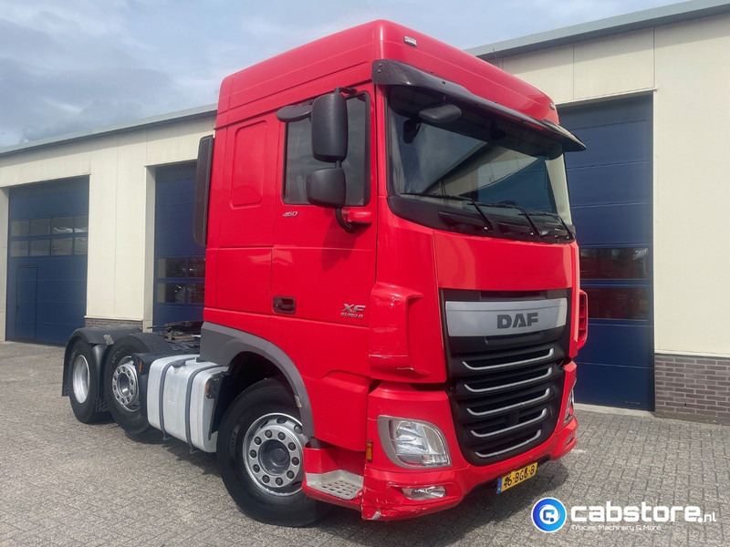 DAF XF 460 FTG 6x2 Euro 6 - Space Cab - Bouwjaar 08-2015 - Km 290.851 !!!! - Stuuras - NL truck - Cabeza tractora: foto 2 DAF XF 460 FTG 6x2 Euro 6 - Space Cab - Bouwjaar 08-2015 - Km 290.851 !!!! - Stuuras - NL truck - Cabeza tractora: foto 2