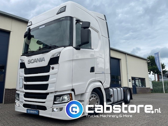 Scania S410 A 4x2 EB Euro 6 - MEGA VOLUME - RETARDER - Bouwjaar 2018 - S-Highline - Km 817.924 - Differentieelslot - Cabeza tractora: foto 1 Scania S410 A 4x2 EB Euro 6 - MEGA VOLUME - RETARDER - Bouwjaar 2018 - S-Highline - Km 817.924 - Differentieelslot - Cabeza tractora: foto 1