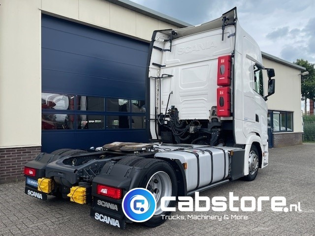 Scania S410 A 4x2 EB Euro 6 - MEGA VOLUME - RETARDER - Bouwjaar 2018 - S-Highline - Km 817.924 - Differentieelslot - Cabeza tractora: foto 4 Scania S410 A 4x2 EB Euro 6 - MEGA VOLUME - RETARDER - Bouwjaar 2018 - S-Highline - Km 817.924 - Differentieelslot - Cabeza tractora: foto 4