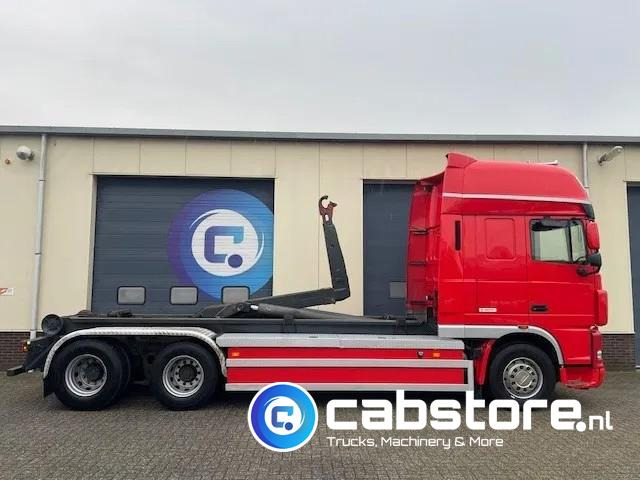 DAF XF 105 .460 FAS Euro 5 - 25 ton's Haakarmsysteem - Hooklift - Abrolkipper - Year 2006 - ANALOG TACHO - Camión multibasculante: foto 2 DAF XF 105 .460 FAS Euro 5 - 25 ton's Haakarmsysteem - Hooklift - Abrolkipper - Year 2006 - ANALOG TACHO - Camión multibasculante: foto 2