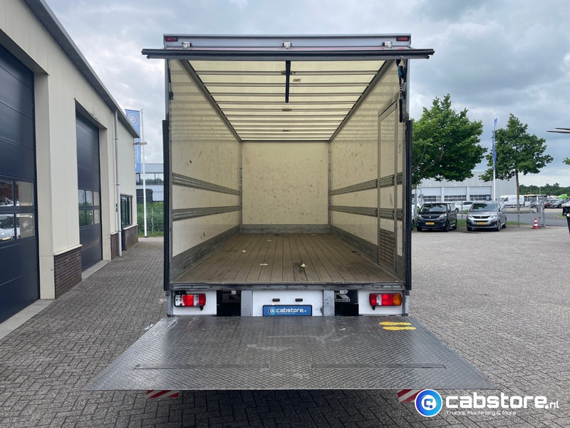MAN TGL 12.180 4x2 Euro 6 Bakwagen MAN TGL 12.180 Bakwagen Euro 6 - Bouwjaar 2016 - Km 394.831 - Laadklep - Good condition - Camión caja cerrada: foto 5 MAN TGL 12.180 4x2 Euro 6 Bakwagen MAN TGL 12.180 Bakwagen Euro 6 - Bouwjaar 2016 - Km 394.831 - Laadklep - Good condition - Camión caja cerrada: foto 5