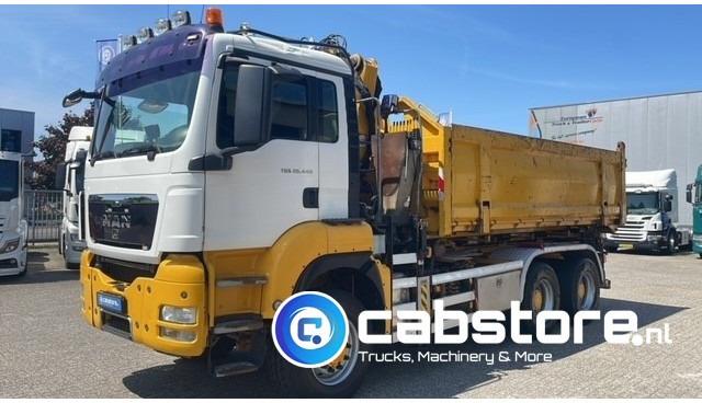 MAN TGS 26.440 6X6 BB EEV MAN TGS 26.440 Euro 5 EEV - 6X6 - Laadkraan - Kipper - Kabelsysteem - Bouwjaar 2010 - Km 657.509 - APK tot 22-11-2025 !! - Camión grúa: foto 2 MAN TGS 26.440 6X6 BB EEV MAN TGS 26.440 Euro 5 EEV - 6X6 - Laadkraan - Kipper - Kabelsysteem - Bouwjaar 2010 - Km 657.509 - APK tot 22-11-2025 !! - Camión grúa: foto 2