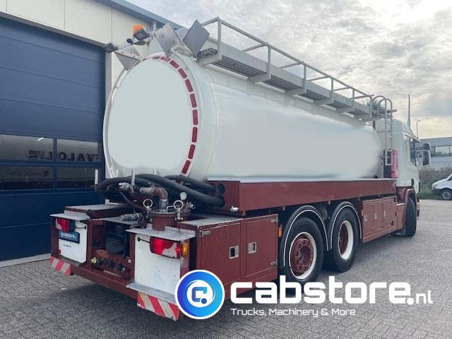 Scania P 380 B 6X2*4 HNA - RETARDER - Tankwagen olie - Olietank - ADR - 16.920 liter - Bouwjaar 2007 - Km 881.924 - Camión cisterna: foto 4 Scania P 380 B 6X2*4 HNA - RETARDER - Tankwagen olie - Olietank - ADR - 16.920 liter - Bouwjaar 2007 - Km 881.924 - Camión cisterna: foto 4
