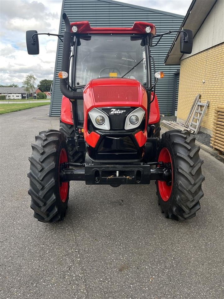 Zetor MAJOR 80 - Tractor: foto 2 Zetor MAJOR 80 - Tractor: foto 2