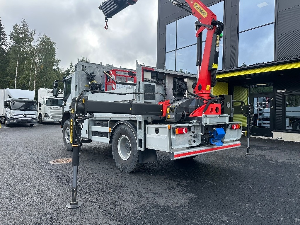 Iveco Eurocargo ML150E28 4x4 sähkölaitos varustein - Camión grúa: foto 5 Iveco Eurocargo ML150E28 4x4 sähkölaitos varustein - Camión grúa: foto 5