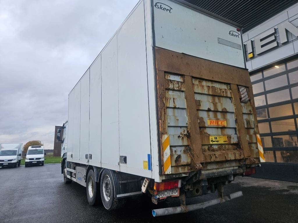 Iveco Stralis 6x2 - Camión caja cerrada: foto 4 Iveco Stralis 6x2 - Camión caja cerrada: foto 4