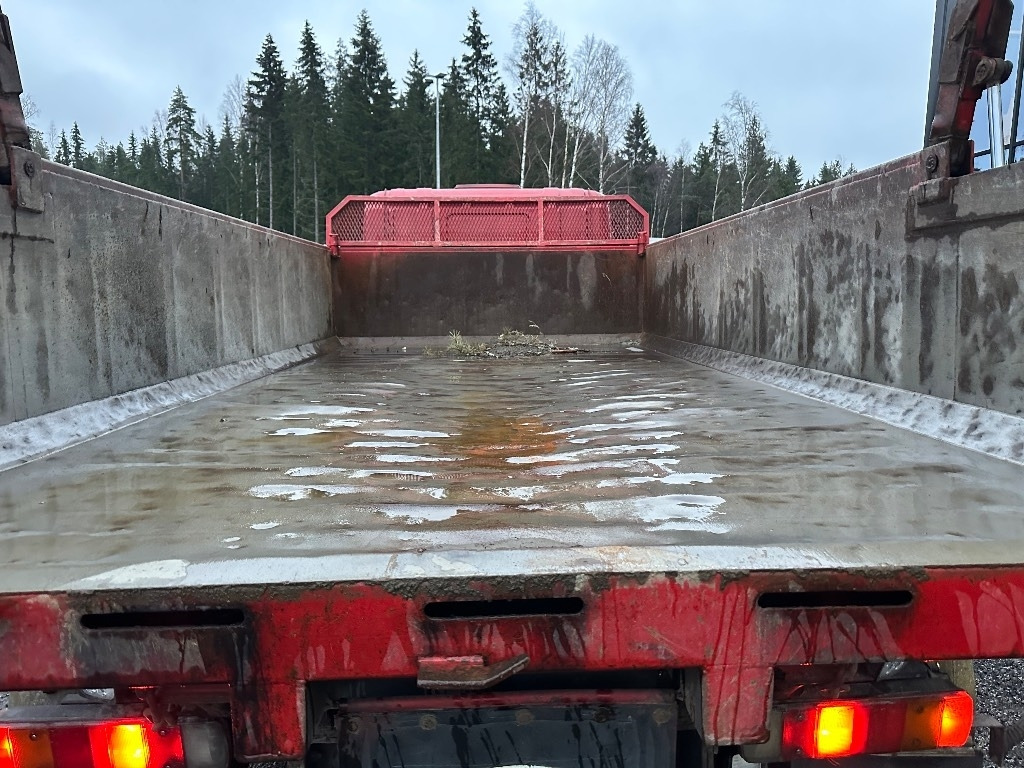 Scania P 124 6x2 - Camión volquete: foto 5 Scania P 124 6x2 - Camión volquete: foto 5