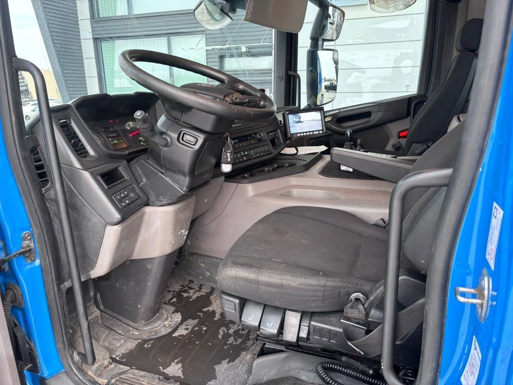 Scania P 360 - Camión multibasculante: foto 5 Scania P 360 - Camión multibasculante: foto 5