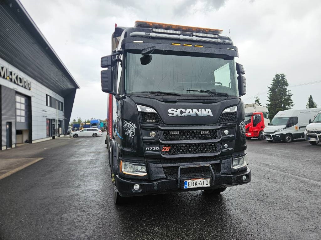 Scania R730 8x4 koko yhdistelmä - Camión forestal: foto 2 Scania R730 8x4 koko yhdistelmä - Camión forestal: foto 2