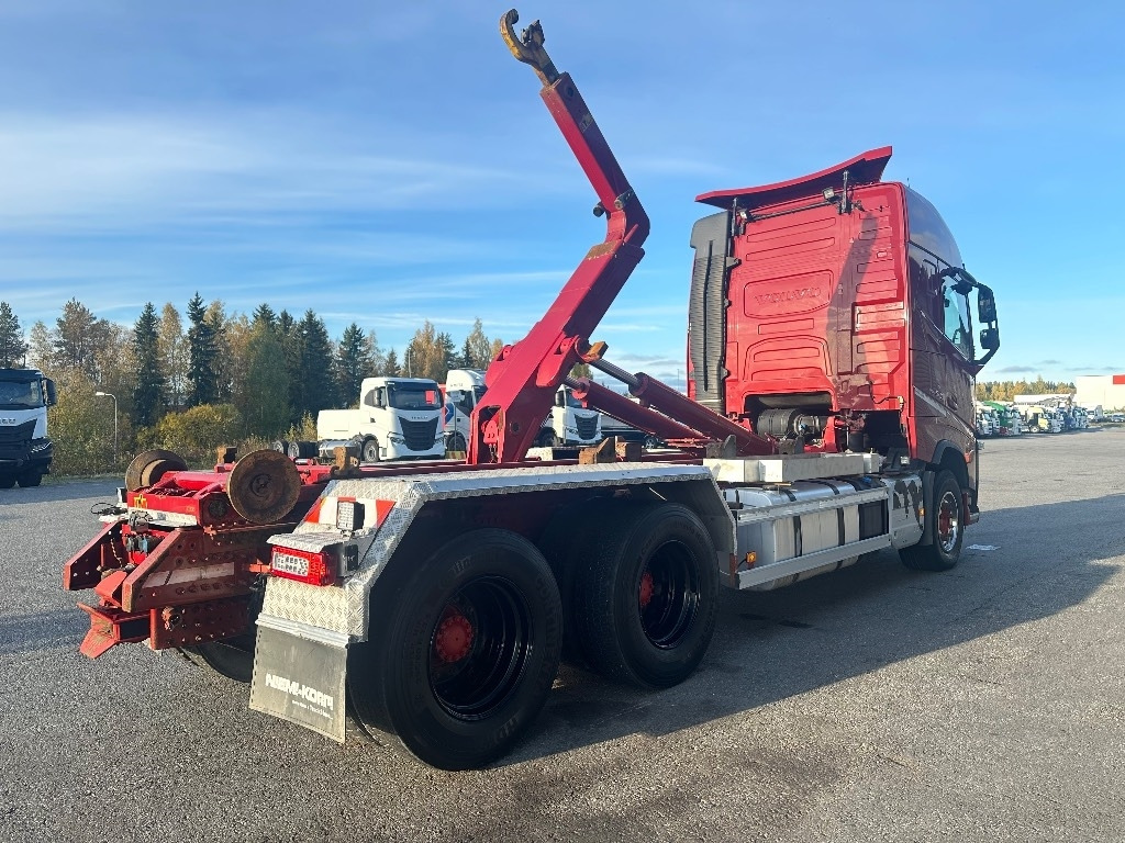 Volvo FH13 540 6x4 - Camión multibasculante: foto 4 Volvo FH13 540 6x4 - Camión multibasculante: foto 4