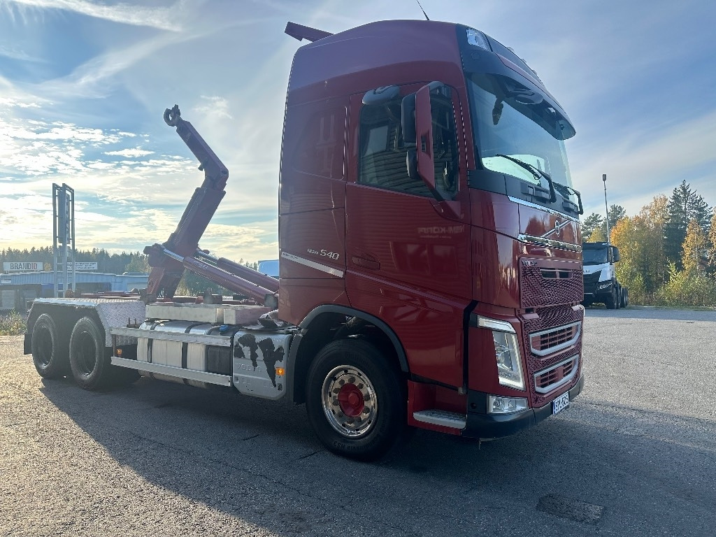 Volvo FH13 540 6x4 - Camión multibasculante: foto 3 Volvo FH13 540 6x4 - Camión multibasculante: foto 3