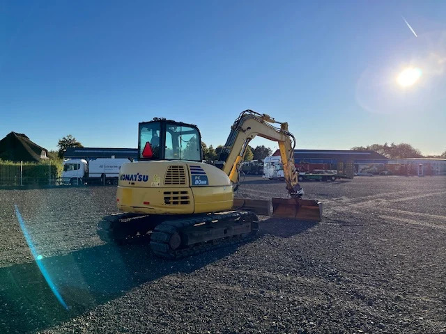 KOMATSU PC80MR - Excavadora de cadenas: foto 4 KOMATSU PC80MR - Excavadora de cadenas: foto 4