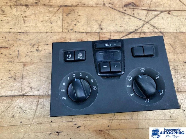 Scania ECU CCS Scania 2419809 - Sistema eléctrico para Camión: foto 1 Scania ECU CCS Scania 2419809 - Sistema eléctrico para Camión: foto 1