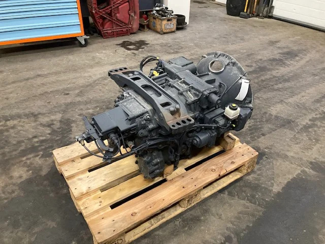 Scania GR875 TMS2 – Scania 2475797 - Caja de cambios y piezas para Camión: foto 3 Scania GR875 TMS2 – Scania 2475797 - Caja de cambios y piezas para Camión: foto 3