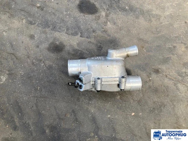 Scania thermostat hus – Scania 2650308 - Motor y piezas para Camión: foto 1 Scania thermostat hus – Scania 2650308 - Motor y piezas para Camión: foto 1