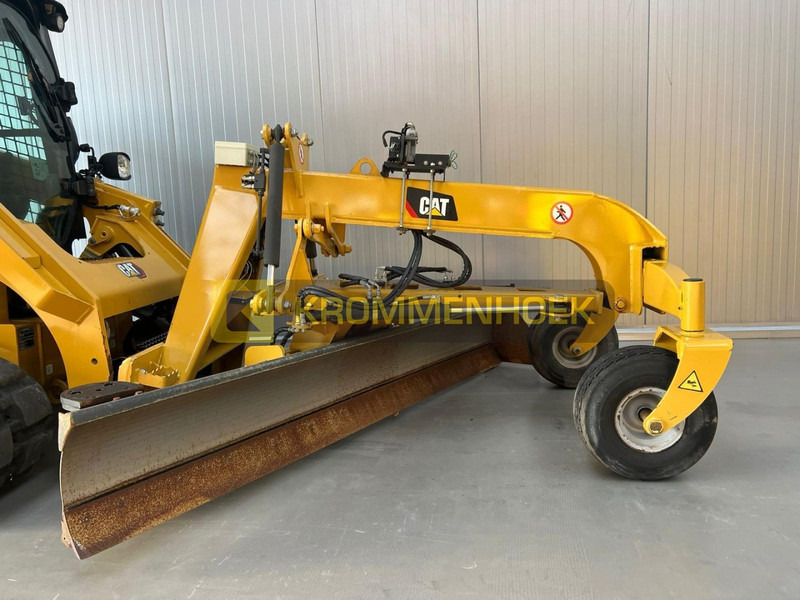 Caterpillar Grader Cobra 2700 HD Aanbouwgrader voor Schranklader - Implemento: foto 4 Caterpillar Grader Cobra 2700 HD Aanbouwgrader voor Schranklader - Implemento: foto 4