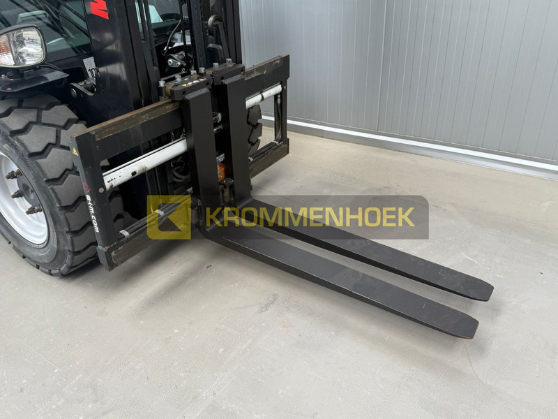 Carretilla elevadora diésel Manitou MSI 35: foto 9