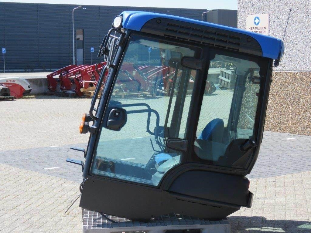 New Holland TK - Cabina para Maquinaria agrícola: foto 3 New Holland TK - Cabina para Maquinaria agrícola: foto 3