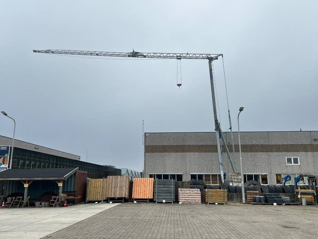 Soima Construction crane SOIMA SGH 19x28 - 28 mete - Plataforma elevadora remolcable: foto 5 Soima Construction crane SOIMA SGH 19x28 - 28 mete - Plataforma elevadora remolcable: foto 5
