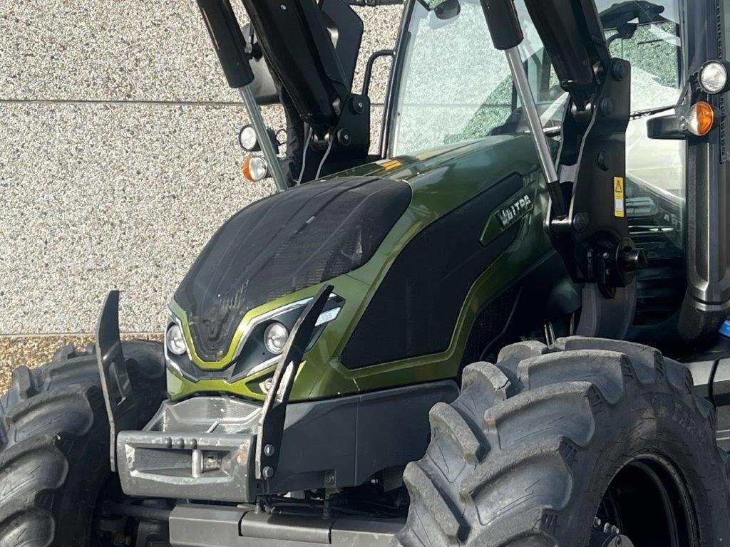 Valtra G125 Active, 2021, air, frontloader!! - Tractor: foto 4 Valtra G125 Active, 2021, air, frontloader!! - Tractor: foto 4
