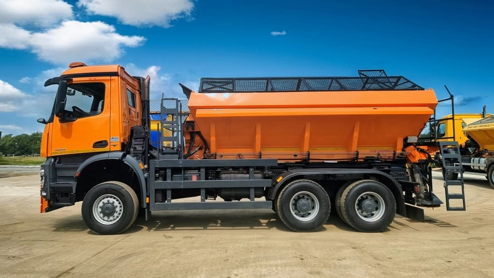 Mercedes-Benz AROCS 3333 6x6 - Camión: foto 2 Mercedes-Benz AROCS 3333 6x6 - Camión: foto 2