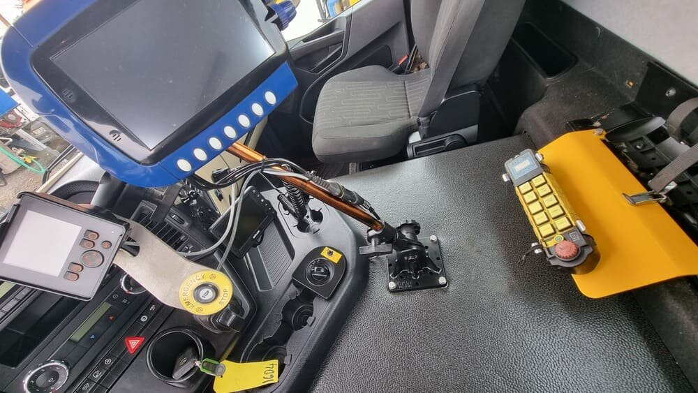 MERCEDES-BENZ Arocs 1824 / Cuthbertson MPB-18 - Camión volquete: foto 4 MERCEDES-BENZ Arocs 1824 / Cuthbertson MPB-18 - Camión volquete: foto 4