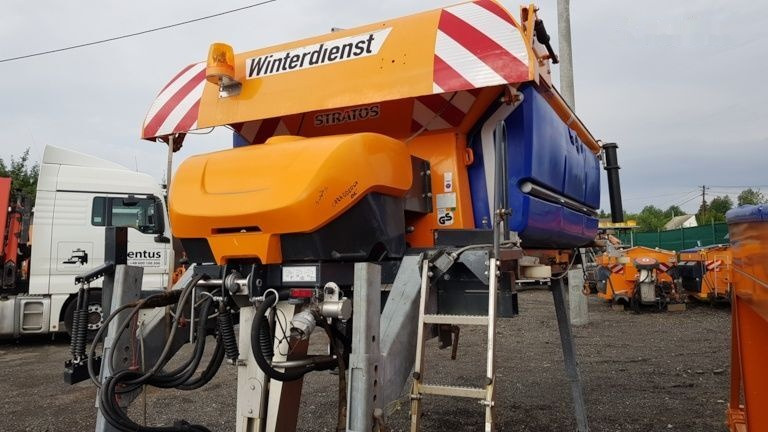 Schmidt Solarko piaskarka SCHMIDT STRATOS 5m3 - Esparcidor de sal para Vehículo municipal: foto 2 Schmidt Solarko piaskarka SCHMIDT STRATOS 5m3 - Esparcidor de sal para Vehículo municipal: foto 2