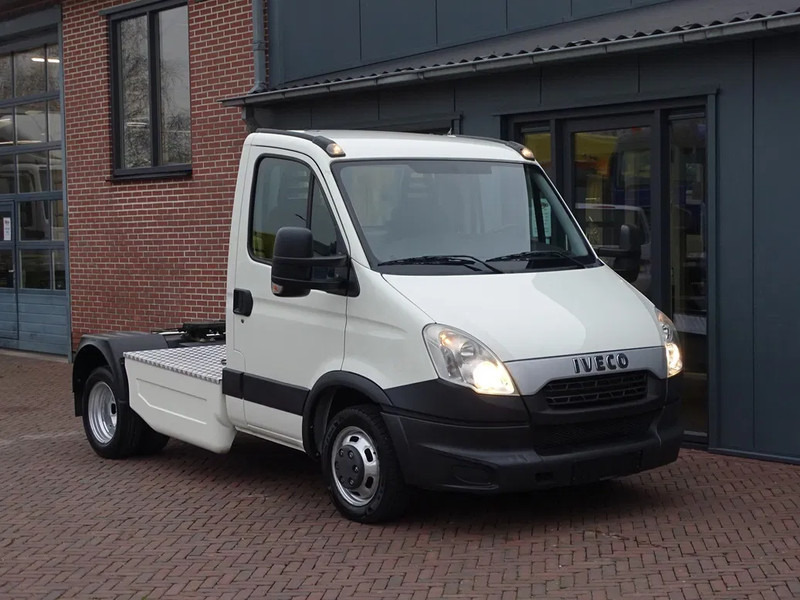 Iveco Daily 35.210 PK BE TREKKER 10400 kg AIRCO CC - Cabeza tractora: foto 1 Iveco Daily 35.210 PK BE TREKKER 10400 kg AIRCO CC - Cabeza tractora: foto 1